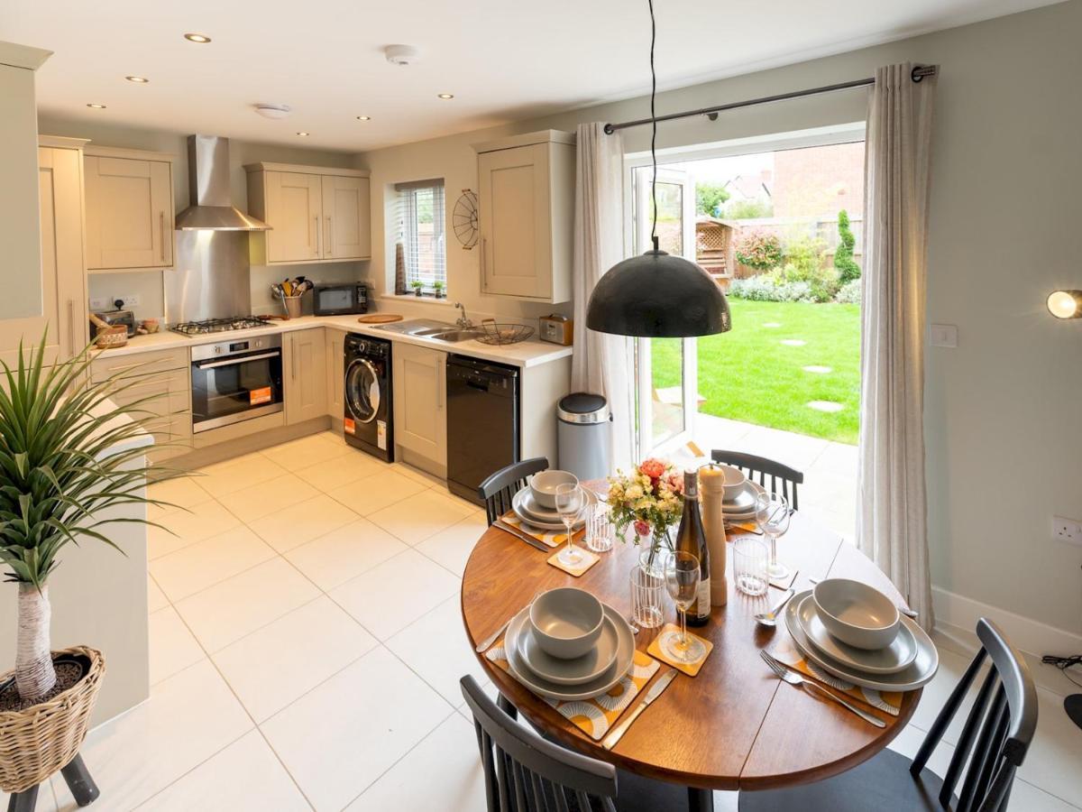 Pass The Keys Contemporary 2 Bedroom Home Ludlow Luaran gambar